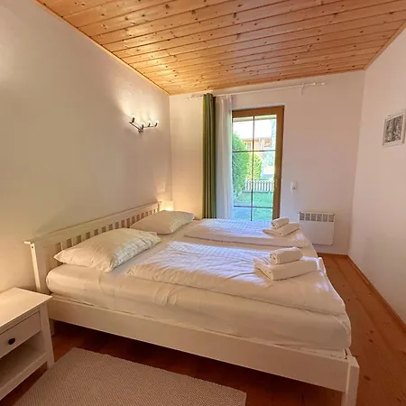 Griass Eich Ski-to-door