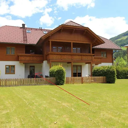 Griass Eich Ski-to-door Apartment Bad Kleinkirchheim