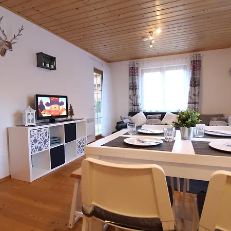 Griass Eich Ski-to-door By Isa Badkleinkirchheim *